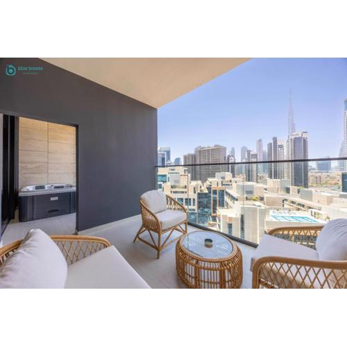 Blue Breeze - Luxurious 1BR with Private Jacuzzi & Burj View