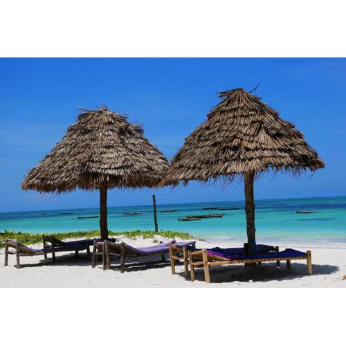 Blue Earth Beach Bungalow