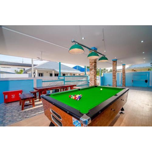 Blue house pool villa