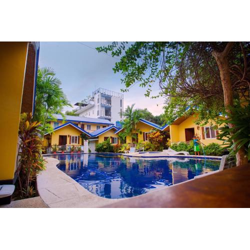 Blue Lagoon Inn & Suites