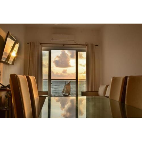 Blue Ocean Mount Lavinia