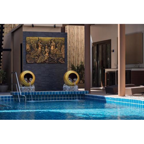 Blue Palm Residence Kata