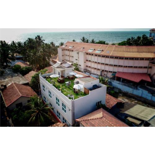 Blue Water Boutique Hotel