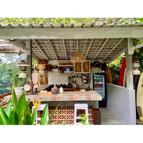 Blue Waves Balangan Homestay