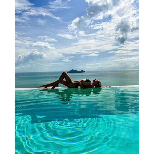 Bluerama - Adults Only