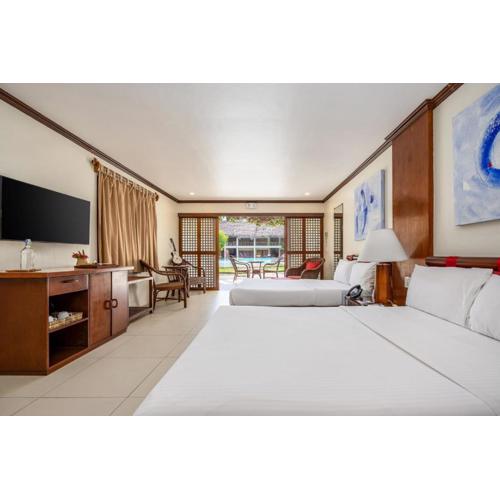 Bluewater Maribago Beach Resort