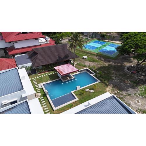 Bluewaves Hostel & Villa Panagsama by Hiverooms