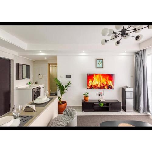 Blume Homes - One bedroom apartment in Westlands - Short walk to Sarit and Westgate Mall