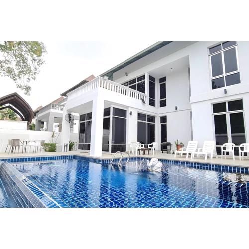 BM Pool Villa Pattaya