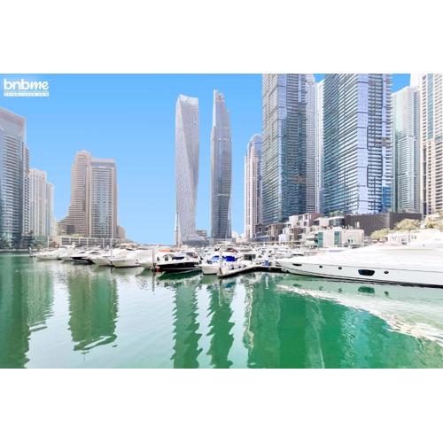 bnbme - Dubai Marina 2BR Apt w Private Jacuzzi Pool Gym Near JBR Beach & Marina Walk