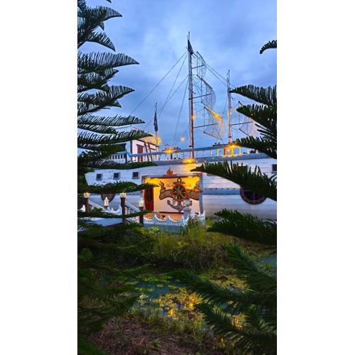 Boat and House Resort Khao Kho