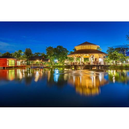 Boat House Boutique Riverside