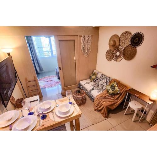 Boho City View 1br Apt in Makati with Netflix