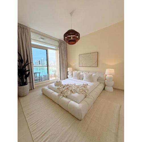 Boho Retreat Serene Lagoon Views