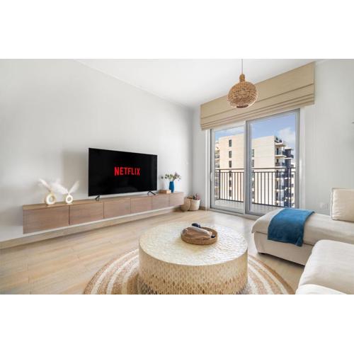 BohoChic YasIsland: Beside “F1”