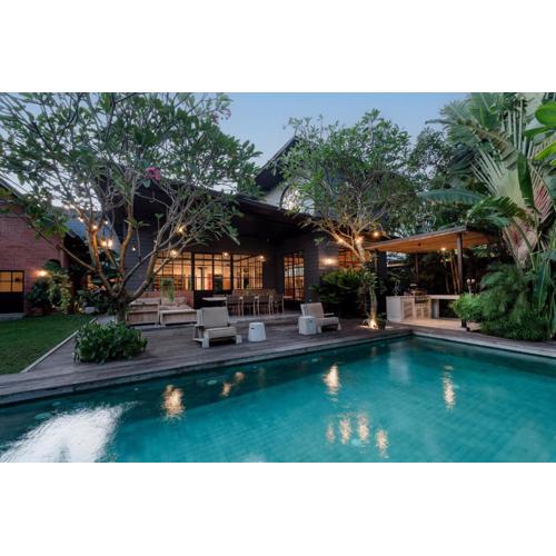 Bon Ton Villa by Betterplace