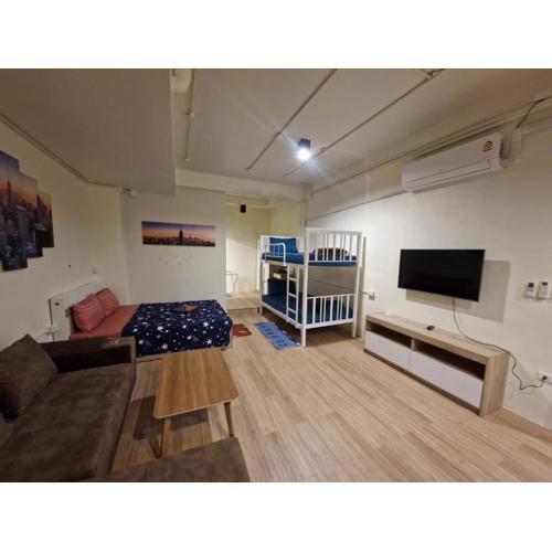 Bonanza Patong Beach1 100m to Beach Star Room