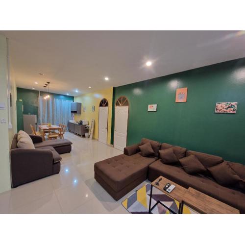 Bonanza Patong Beach2 for 2 BR 100m to Beach Grand Room