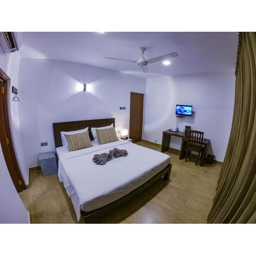 Bony's Holiday Inn Negombo