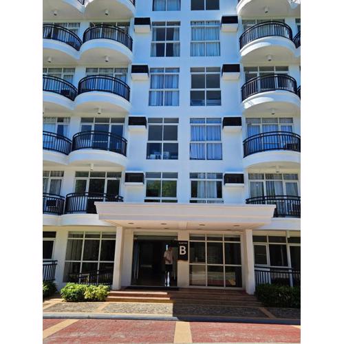 BORACAY CONDOMINIUM NEWCOAST OCEANWAY Residences B, UNIT GFF