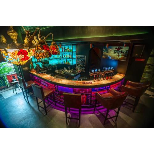 Boutique Suite 3BR x The Lobby Bar & Bed