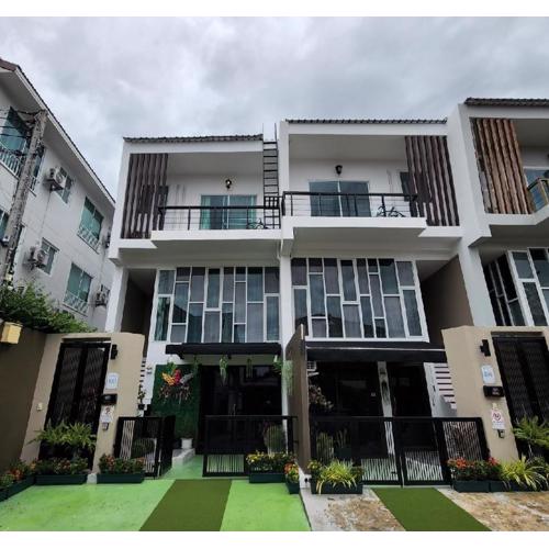 Boxsoon Nimman 3 # 4beds 4bahts