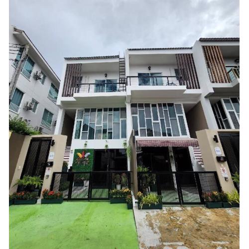 Boxsoon Nimman 4 # 3beds 4baths