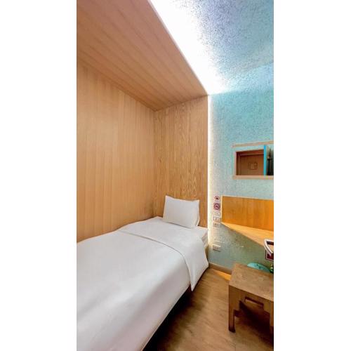 Boxtel @ Suvarnabhumi Airport