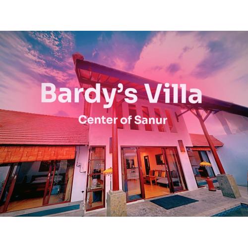 Brady's 3 bedrooms Villa Center of Sanur
