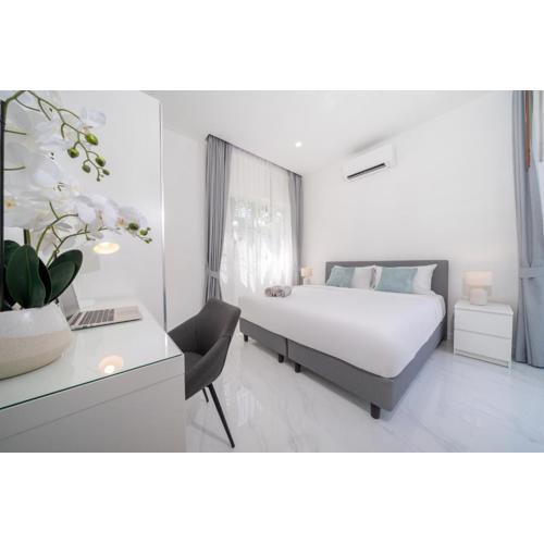 Brand New 3 Bedroom Villa in Rawai- v18 t