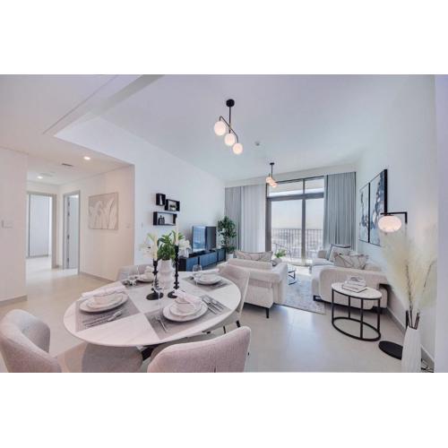 Brand new and stylish 2BR with stunning views - Creek Palace