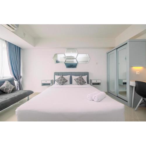 Brand New Studio Apartment at H Residence By Travelio
