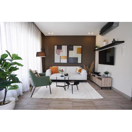 Breakfast Included at Regatta Living 802