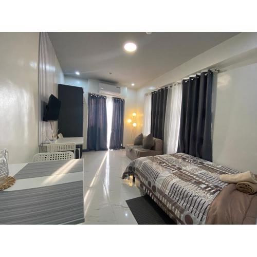 Bree Cozy Condo Stay by Victoria sports tower 2