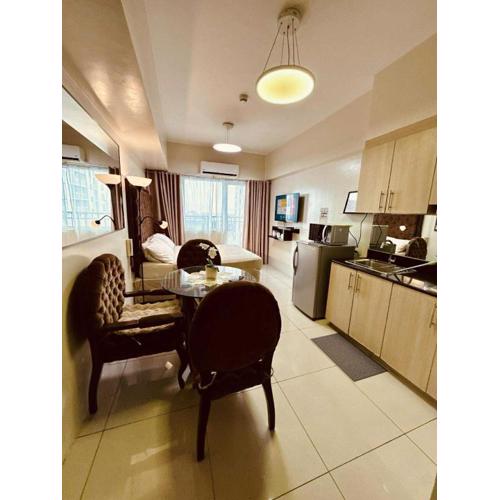 Breeze Staycation by Charmed