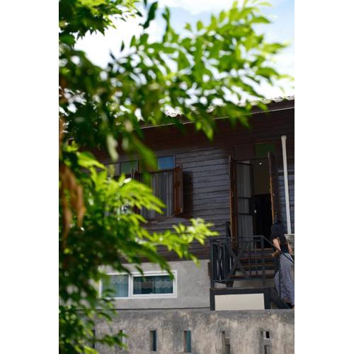 Breeze Through Peaceful 2 Store 2BR Wooden House