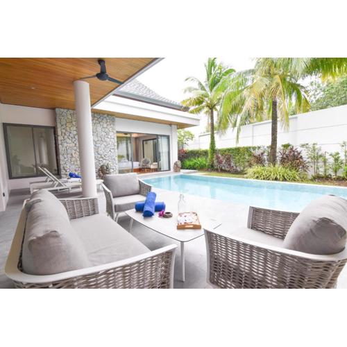 Breeze Villa - Luxury Relaxation in Phuket
