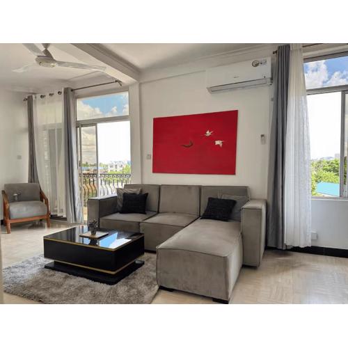 Breezy Kickback in Dar