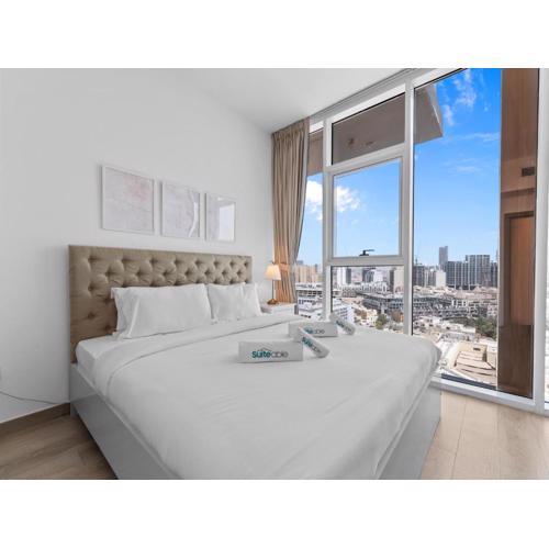 Bright 1 Bedroom Apartment with JVC open view