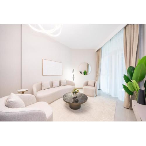 Bright & Beautiful 1BR at Business Bay