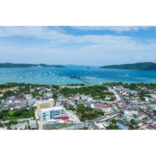 Bright & Breezy -1BR T1-211