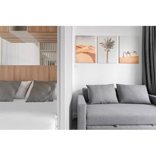 Bright Downtown Dubai Studio by Mall, Burj Khalifa & Fountains