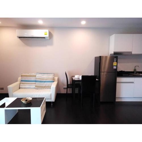 Bright & Stylish 1-Bedroom Apt Near Nimman #A202