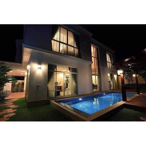 BrightFly Pool Villa