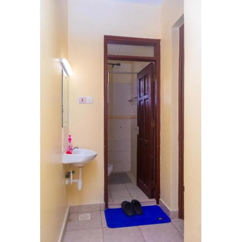 Brima Mangu Apartments, Blue Pacific One bedroom Vee