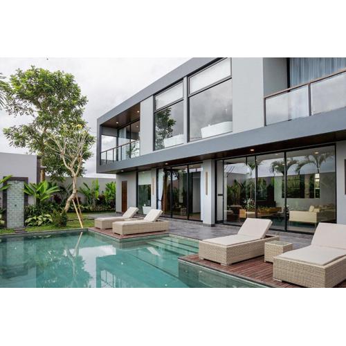 Brown Moon Villa 3-Bedroom Private Pool Retreat in Canggu