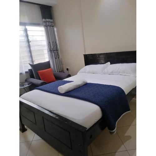 B&S Studio apartment, Voi Town