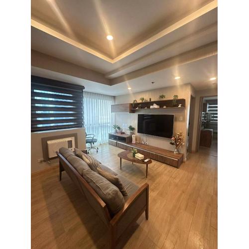 BSA Twin Tower - Exquisite Stays Private 2BR Rental