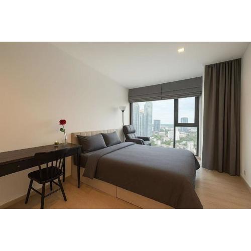 BTS Thonglor Skyline Condo