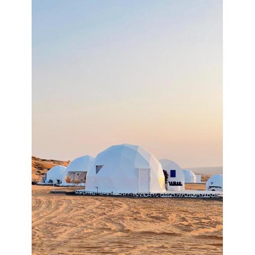 Bubbles Domes Private Cmp